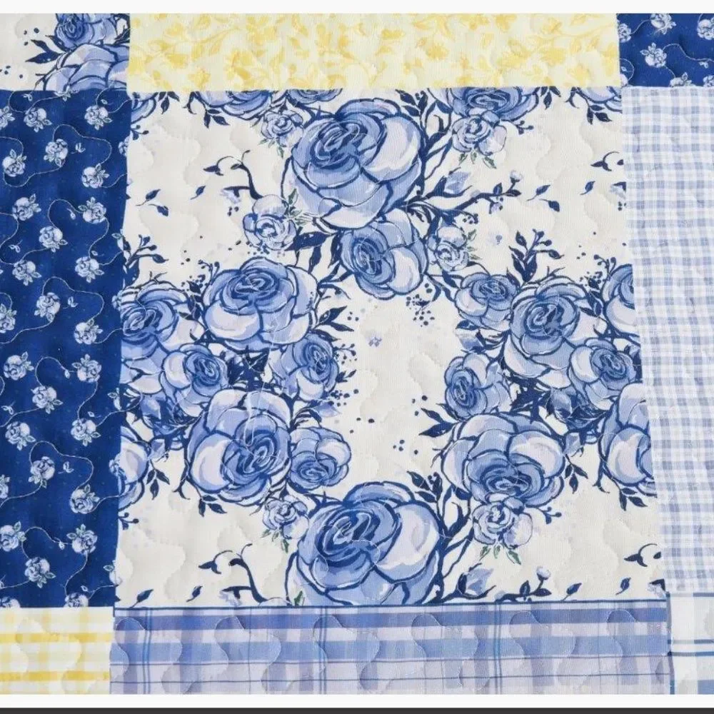 Farmhouse Blue Garden Printed Patchwork Floral Reversible Queen Quilt Set